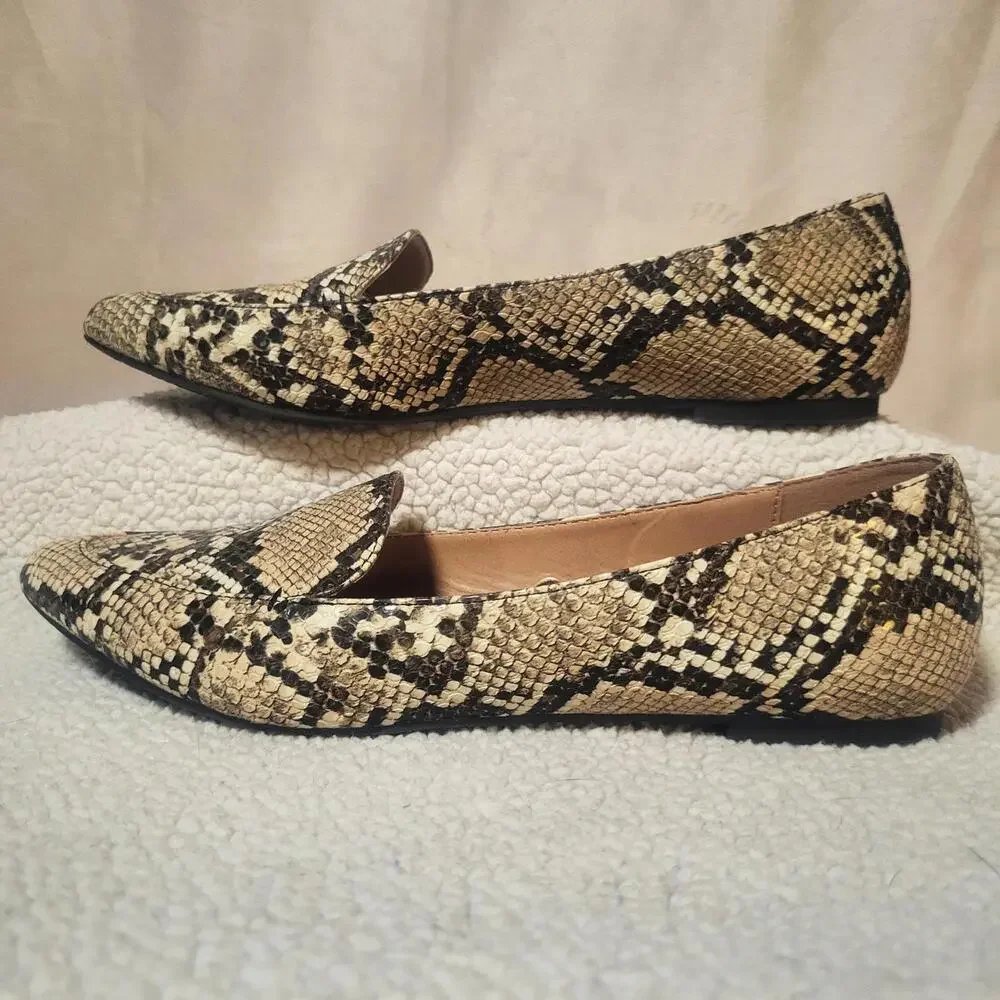 Report Faux Leather Textured Snakeskin Print Point Toe Loafer Flat - Size 7.5